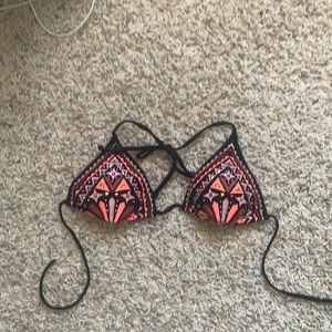 Women’s bikini top. Size S
